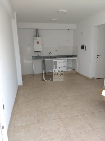 Imagen 6 de 11 de Oportunidad Imperdible 2 Ambientes En Bernal Centro