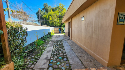 Casa Excelente Estado 2d+2b Cerca Metro Fdo .castillo 41126