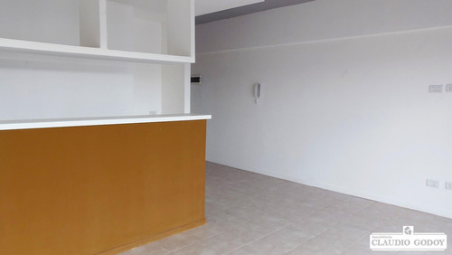 Imagen 3 de 8 de Departamento En Venta En Moron