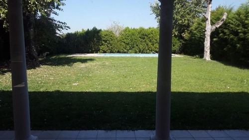 Propiedad En Campo Azul
