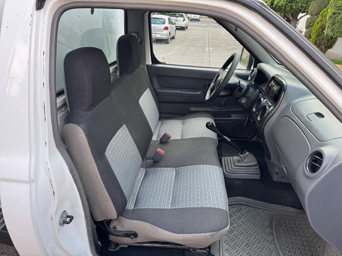 Nissan Np-300 Caja Seca Alta, Mod. 2015, Color Blanco