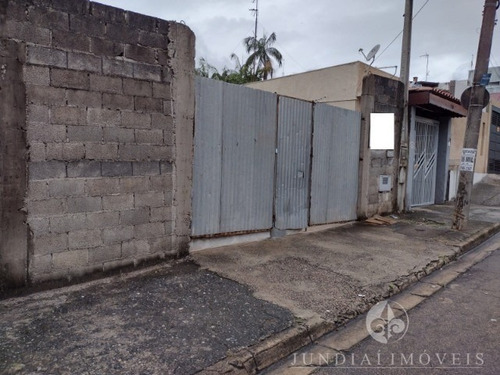 Imagem 7 de 8 de Alugo Terreno Na Vila Rami Em Jundiaí - 300 M², Todo Fechado Com Portão E Muro, Uma Área Coberta De 100 M². - Te00127 - 33716617
