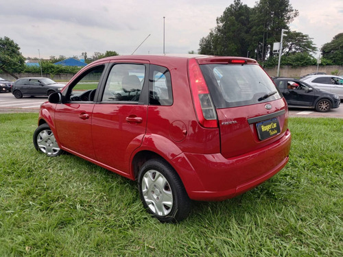 Imagem 10 de 13 de Ford Fiesta 1.0 Rocam Hatch 8v Flex 4p Manual