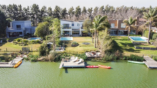 Imagen 3 de 30 de Casa En Venta A La Laguna- Barrio Altamira, Tigre
