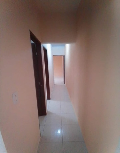 Imagem 4 de 10 de Casa Na Praia À 4 Km Do Mar, No Bairro Caraminguava, Em Peruíbe