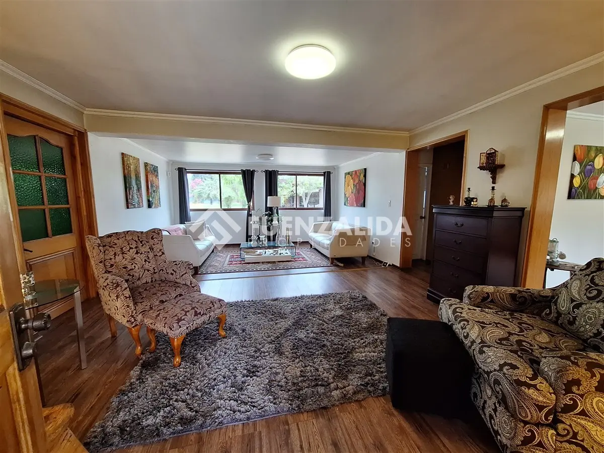Imagen 4 de 30 de Casa En Venta De 4 Dorm. En Peñaflor Locomoción