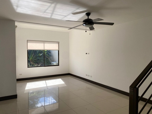 Imagen 6 de 30 de Venta De Casa Parques Del Sol Santa Ana