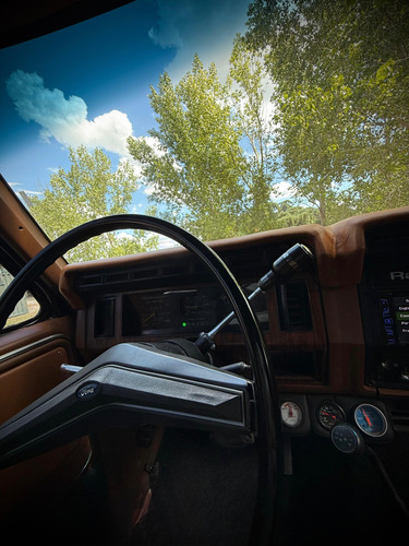 Ford Bronco V8