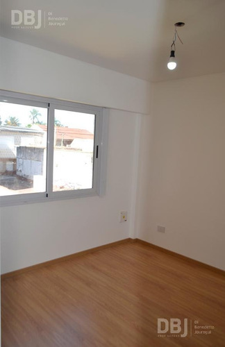 Imagen 5 de 13 de Venta Ya! - Semipiso - Muy Luminoso - Detalles Categoria - Terraza Propia