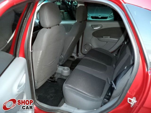 Fiat Grand Siena 1.6 16v Essence Flex Dualogic 4p