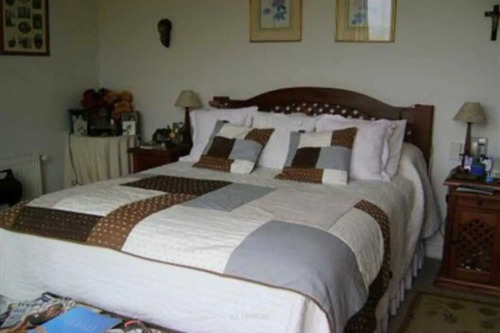 Casa En Venta De 4 Dorm. En Lo Barnechea