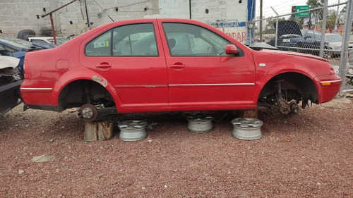 Base Puente Trasero Izquierdo Vw Jetta A4 2.0 Aut 1999-2015 (Usado)