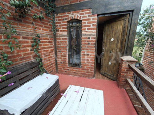 Inmueble Comercial En Venta, En Arandas, Jalisco.
