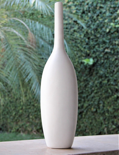 Vaso / Garrafa Cerâmica Detalhes Riscados Cor Areia - Bu085