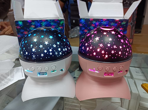 Lampara Proyepctor Inalámbrica Luz Led Estrellas Bluetooth 