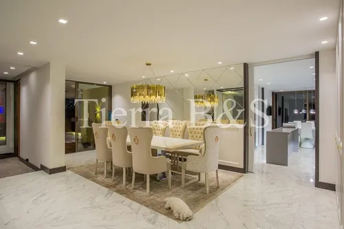 ¡espléndida Casa De Lujo En San Simón: 470m² En Lote De 1720m², 3 Años De Remodelación!