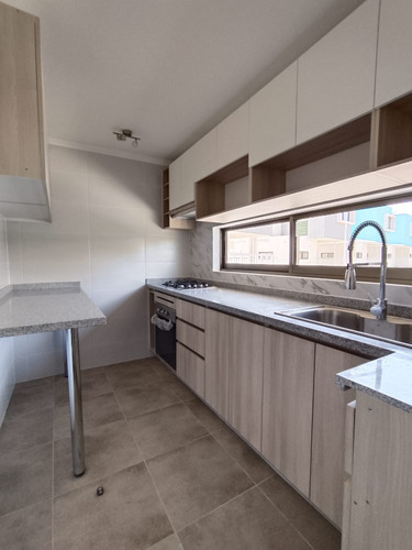 Edificio Av. Circunvalación (1 Est.) Vista Poniente