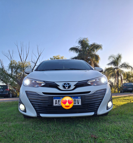 Toyota Yaris 1.5 107Cv Xls Pack Cvt Sedan