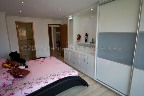 Imagen 7 de 28 de Mls #22-23505 Acogedor Apartamento Actualizado, En Una De Las Mejores Urbanizaciones De Caracas Que Dispone De 2 Pozos Profundos, Por Lo Que Nunca Falta El Agua. Afm.