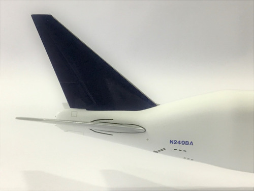 Avion A Escala, Dreamlifter, Boeing 747-400lcf, Escala 1:400