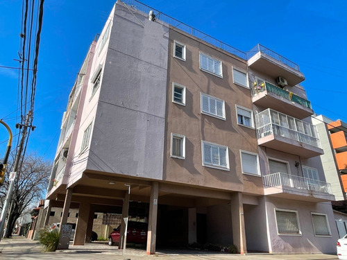 Imagen 1 de 14 de Venta Departamento 3 Ambientes 75 Mts Castelar Centro Sur