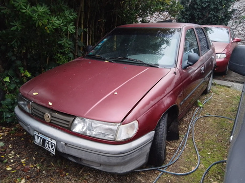 Volkswagen Pointer 1.8 Gli
