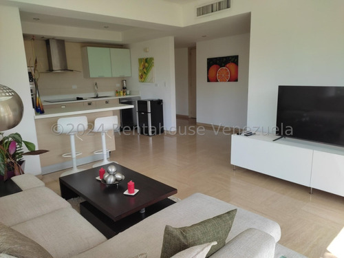 Amoblado Y Equipado Con Excelente Gusto, Excelente Oportunidad De Vivir En Este Precioso Departamento - Campo Alegre // Luis Gomez // Mls - #24-14481