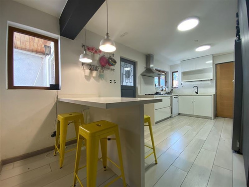 Imagen 13 de 25 de Venta Casa Vitacura Remodelada: Tabancura