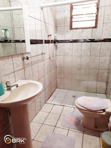 Sobrado Itaquera 4 Dormitórios Sendo 1 Suíte, 2 Vagas, 350 M2 - So0757