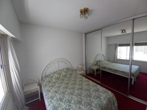 Imagen 14 de 20 de Flores: Venta 2 Ambientes Con Balcon, Muy Luminoso, En Edificio De Categoria