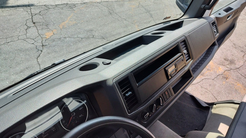Volkswagen 11-180 Modelo 2023 Com Caçamba