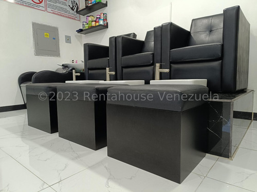 Local En Alquiler En Av Bolivar De Maracay Aragua 24-13917 Irrr