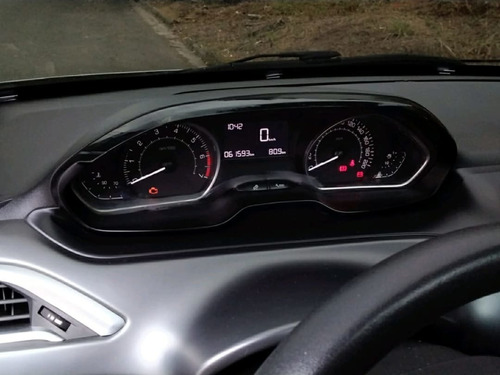 Imagem 5 de 10 de Peugeot 208 Griffe 1.6 16v Flex