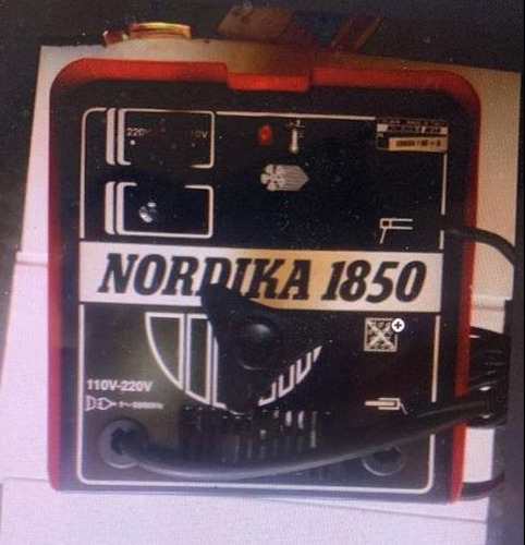 Máquina De Soldar Marca Nordika 1850