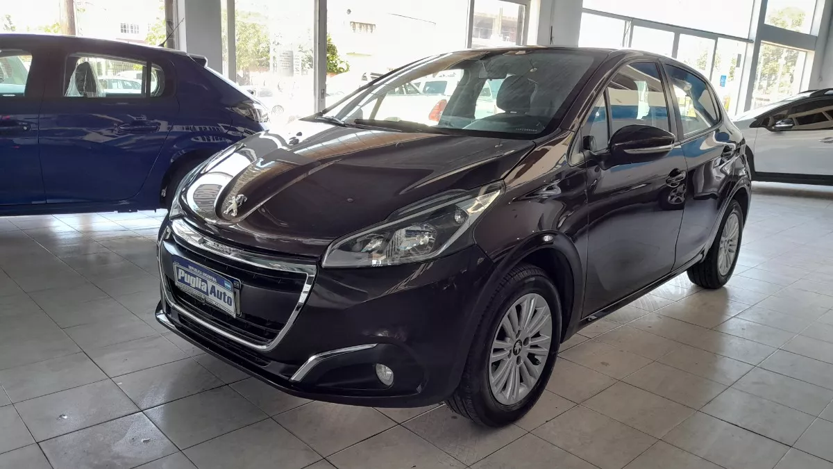 Peugeot 208 1.6 Allure