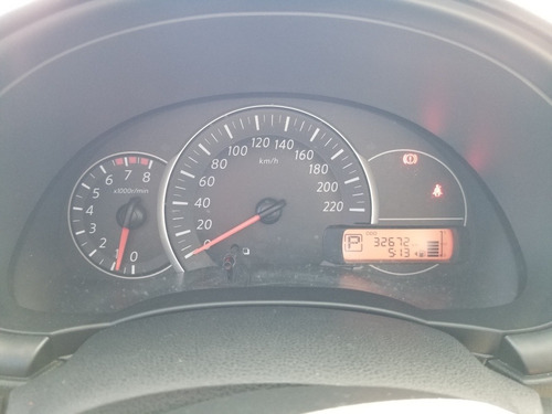 Imagen 10 de 16 de Nissan March 2018 1.6 Advance Media Tech 107cv