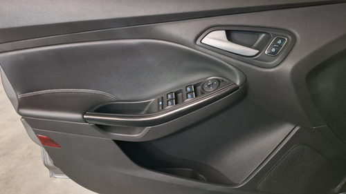 Ford Focus III 2.0 Titanium At