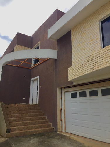 Imagen 11 de 12 de De Oportunidad, Casa En Obra Limpia Urbanización Villa Antillana