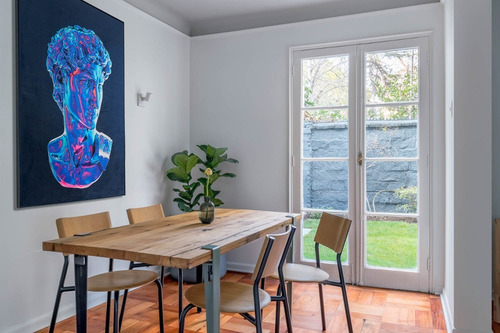 Imagen 1 de 30 de Encantadora Casa Renovada En Pasaje Con Patio(guardia Vieja)