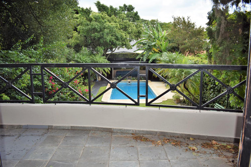 Casa En Venta En Casco De San Isidro, 5 Ambientes