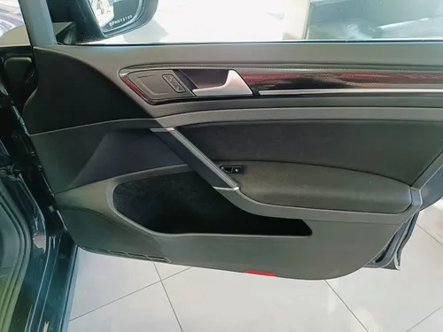 Volkswagen Golf 1.4 Highline At