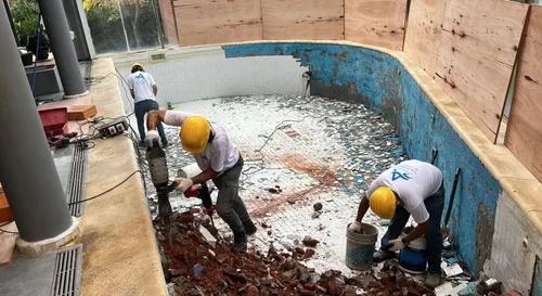 Reparación De Piscinas De Hormigón - Pintura- Revestimiento