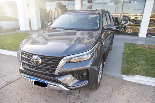Imagen 4 de 15 de Toyota Sw4 Srx 2.8tdi 204cv Permuto Por Moto !!