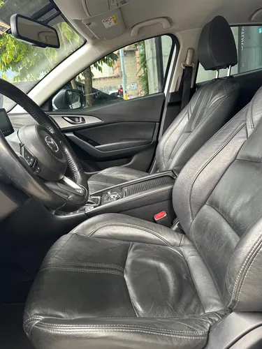 Mazda 3 2.0 Touring At
