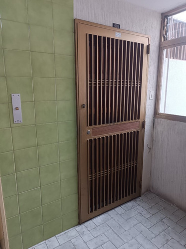 Xv, E N V E N T A Cómodo Y Confortable Apartamento En Edificio El Paujil