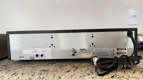 Cd Player Carrossel Para 5 Cds Teac Pd-d1200 (p/restauração) (Usado)