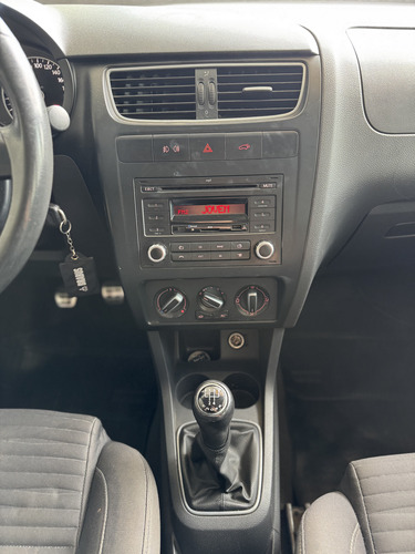 Volkswagen Crossfox 1.6 Vht Total Flex 5p