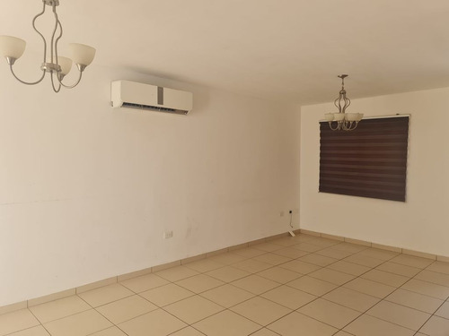 Imagen 6 de 18 de Casa En Renta En Monte Real (a Un Lado Portalegre)