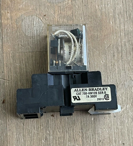 Omron My4n Relay 24vdc Coil 14 Pin With Allen Bradley 70 Ssm
