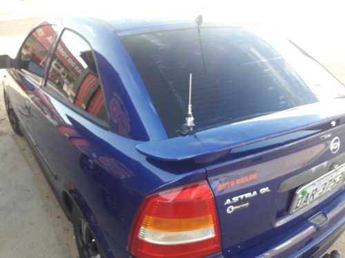 Imagem 3 de 3 de Chevrolet Astra 2001 1.8 Gl 3p